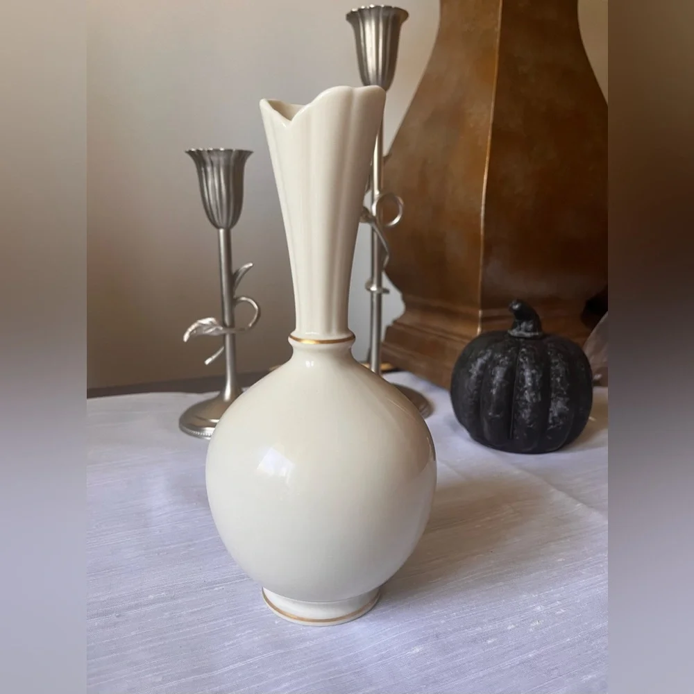 Vintage Lenox Porcelain Bud Vase Cream Beige off White w Gold Accents